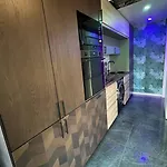 Luxury Place With Garden &Easy Access To All Paris